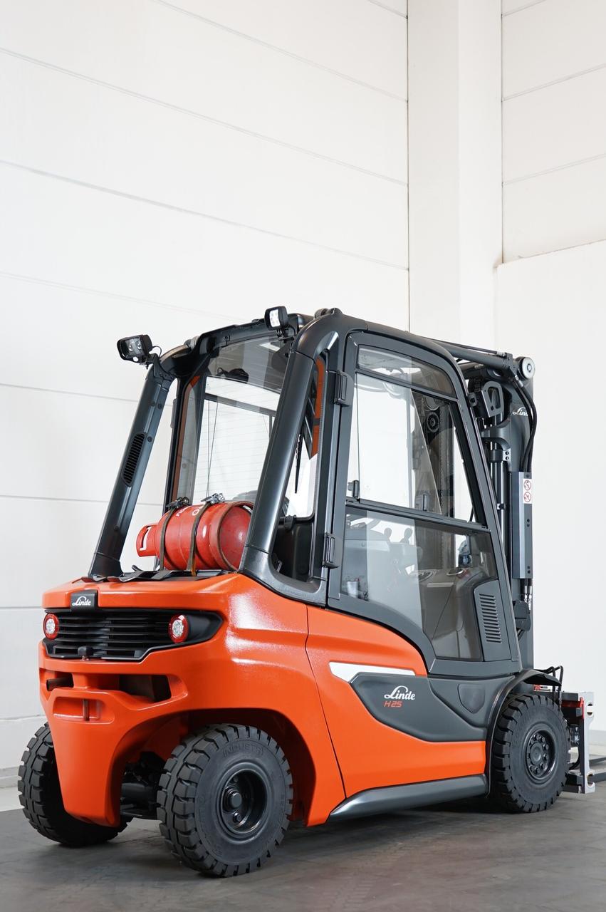 Linde H 25 T 1202-01 — Bild 2